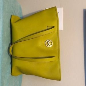 Michael Kors tote